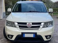 Usata Fiat Freemont Lounge 170 CV (125 kW) 2012 Bianco SUV