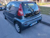 Usata Peugeot 107 68 CV (50 kW) 2007 Nero Utilitaria