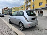 Usata Lancia Ypsilon 77 CV (56 kW) 2010 Grigio Utilitaria