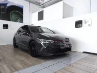 Usata VW Golf VIII GTI 265 CV (194 kW) 2024 Grigio Berlina