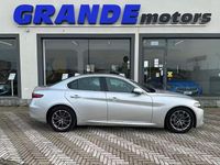 Usata Alfa Romeo Giulia 150 CV (110 kW) 2017 Grigio Berlina
