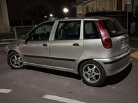 Usata Fiat Punto Star 60 CV (44 kW) 1999 Argento Berlina