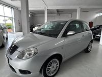 Usata Lancia Ypsilon 60 CV (44 kW) 2008 Grigio Utilitaria