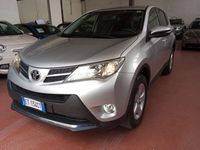 usata Toyota RAV4 RAV 4 MY232.0 D-4D 2WD