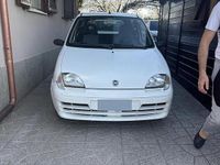 Usata Fiat 600 2004 Bianco Berlina