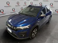 Usata Dacia Sandero Expression 101 CV (74 kW) 2023 Blu/azzurro Berlina