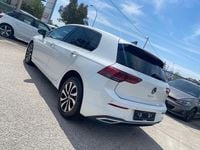 Usata VW Golf VIII Active 115 CV (84 kW) 2021 Bianco Berlina