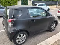 Begagnad Toyota iQ 90 HK (66 kW) 2009 Svart Halvkombi