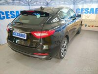 Usata Maserati Levante 275 CV (202 kW) 2020 Nero SUV