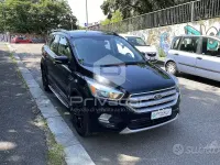 Usata Ford Kuga Titanium 120 CV (88 kW) 2017 Nero SUV