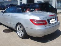 Usata Mercedes E250 2012 Grigio Cabrio