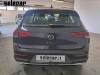 Usata VW Golf VIII Style 130 CV (95 kW) 2022 5v grigio manganese metallizzato Berlina