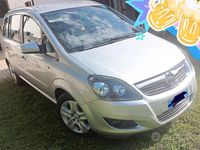 Usata Opel Zafira 110 CV (80 kW) 2011 Monovolume