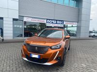 Usata Peugeot 2008 Allure 101 CV (74 kW) 2021 Arancione SUV