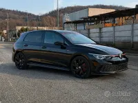 Käytetty VW Golf VIII GTI 245 HP (180 kW) 2023 Musta Sedan