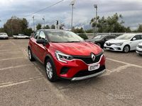 Usado Renault Captur Intens 101 CV (74 kW) 2021 Rojo SUV