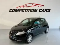 Usata Lancia Ypsilon Silver 69 CV (50 kW) 2017 Nero Utilitaria