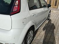 Usata Fiat Punto 85 CV (62 kW) 2015 Utilitaria