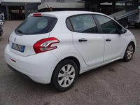 Usata Peugeot 208 68 CV (50 kW) 2014 Bianco Utilitaria