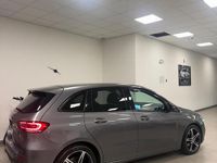 Usata Mercedes B200 150 CV (110 kW) 2021 Grigio Monovolume