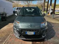 Usata Citroën C3 Picasso Attraction 92 CV (67 kW) 2012 Grigio Monovolume
