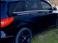 Usata Mercedes B200 136 CV (100 kW) 2015 Nero Utilitaria