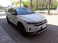 Usata VW T-Roc Style 150 CV (110 kW) 2023 Beige SUV