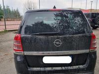 Usata Opel Zafira 2010 Nero Monovolume