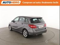 Begagnad Mercedes B160 AMG 102 HK (75 kW) 2018 Grå Minibuss