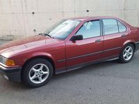 Usata BMW 318 116 CV (85 kW) 1990 Other Berlina