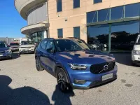 Usata Volvo XC40 R-Design 163 CV (119 kW) 2021 Bicolore tetto nero SUV