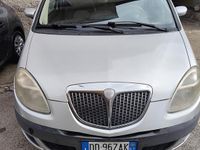 Usata Lancia Musa 95 CV (69 kW) 2006 Grigio Monovolume