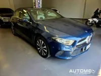 Usata Mercedes A180 Business 160 CV (117 kW) 2020 Blu/azzurro Berlina