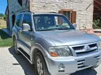 Usata Mitsubishi Pajero 115 CV (84 kW) 2005 Grigio SUV