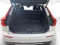 Usata Volvo XC60 R-Design 190 CV (139 kW) 2019 Bianco SUV