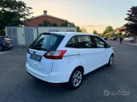 Usata Ford Grand C-Max Titanium 116 CV (85 kW) 2012 Bianco Monovolume