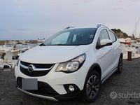 Usata Opel Karl Rocks 73 CV (53 kW) 2018 Bianco Utilitaria