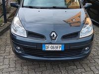 Usata Renault Clio II Luxe 75 CV (55 kW) 2007 Nero Berlina