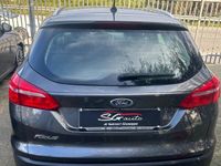 Usata Ford Focus 120 CV (88 kW) 2019 Grigio Station wagon