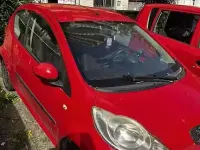 Usata Peugeot 107 68 CV (50 kW) 2007 Rosso Utilitaria