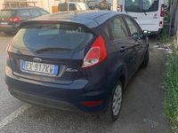 Usata Ford Fiesta 92 CV (67 kW) 2015 Blu Utilitaria