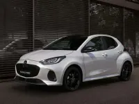 Usata Mazda 2 Center-Line 116 CV (85 kW) 2024 Argento Utilitaria