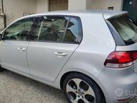 Usata VW Golf VI 105 CV (77 kW) 2010 Grigio Utilitaria
