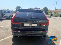 Usata Volvo XC60 Inscription 317 CV (233 kW) 2021 Blu/azzurro SUV