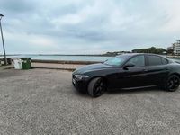 Usata Alfa Romeo Giulia 150 CV (110 kW) 2018 Nero Berlina
