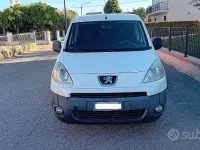 Gebraucht Peugeot Partner 90 PS (66 kW) 2009 Weiß