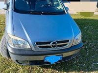 Usata Opel Zafira 101 CV (74 kW) 2002 Grigio Monovolume