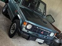 Usata Mitsubishi Pajero 100 CV (73 kW) 1992 Grigio SUV