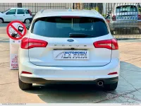 Usata Ford Focus 120 CV (88 kW) 2019 Bianco Station wagon