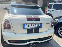 Usata Mini Coupé 143 CV (105 kW) 2013 Giallo Coupé